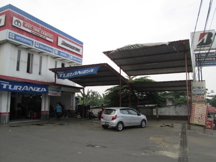 BTC TIRE CENTER 2 SAWANGAN